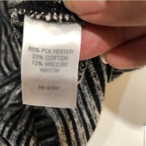 j.jill knit black & white stripes long sleeves sweatshirt - Picture 15 of 16